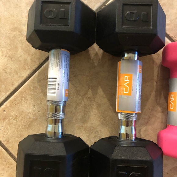 Cap dumbbells lot of 30 lbs - Picture 2 of 5